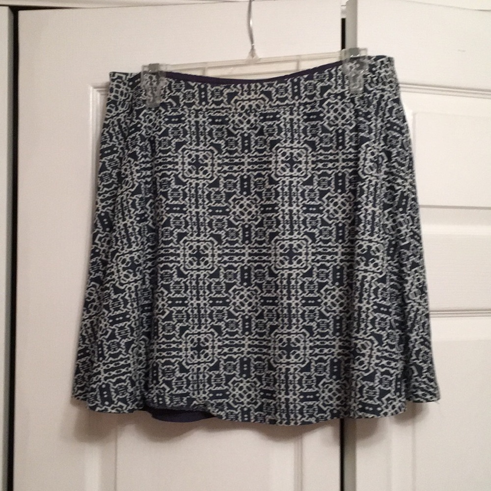 Outback Red Skirt